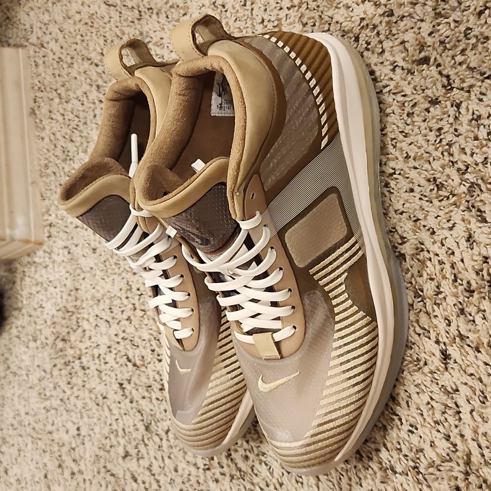 John ElliotnX Lebron James Icon Parachute Beige QS Deadstock with defect s10.5